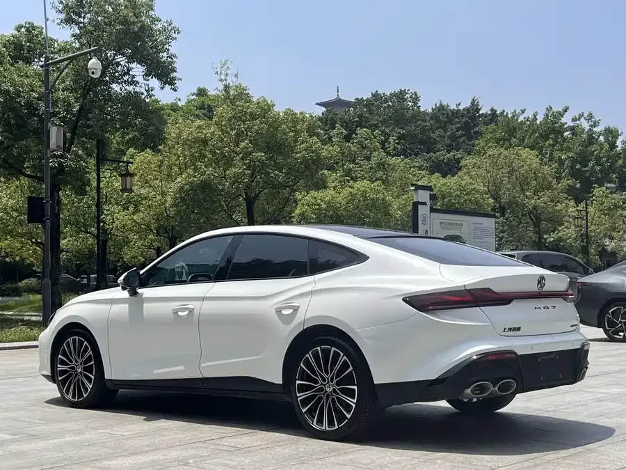 MG 7 MG7 2025 2.0T 405 AT Luxury Edition 2025 — миниатюра 3