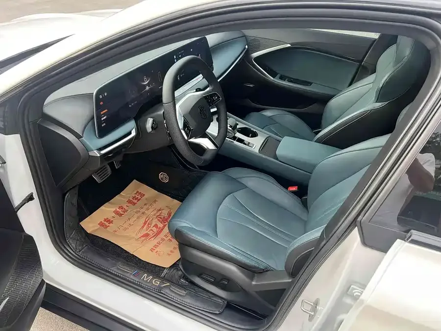 MG 7 MG7 2023 2.0T Automatic Trophy+ Exciting Edition 2023 — миниатюра 4