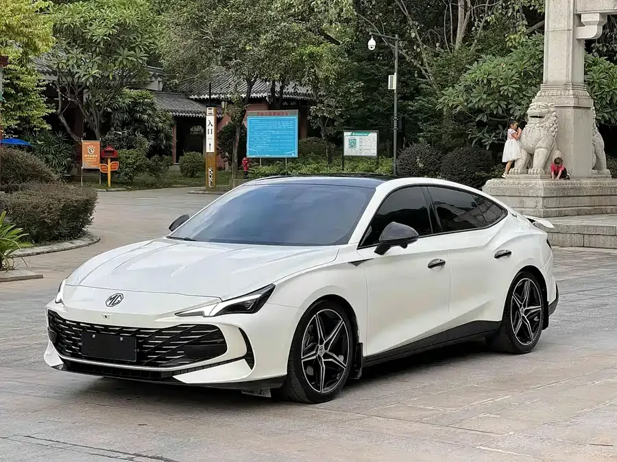 MG 7 MG7 2023 2.0T Automatic Trophy+ Exciting Edition 2023 — фото 1, купить с доставкой в Москву