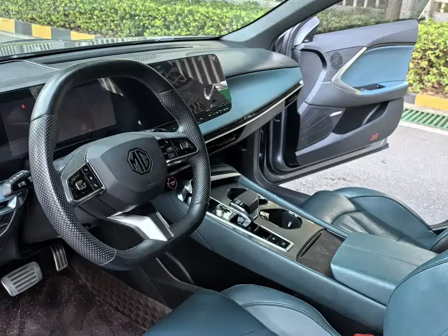 MG 7 MG7 2023 2.0T Automatic Beauty Hunter Luxury Edition 2024 — миниатюра 4