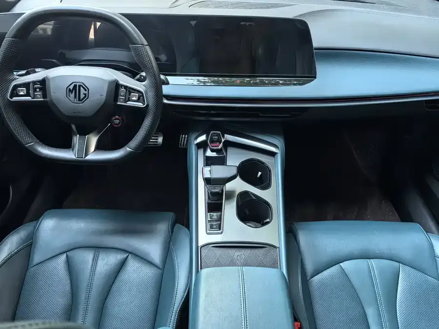 MG 7 MG7 2023 2.0T Automatic Beauty Hunter Luxury Edition 2024 — миниатюра 5