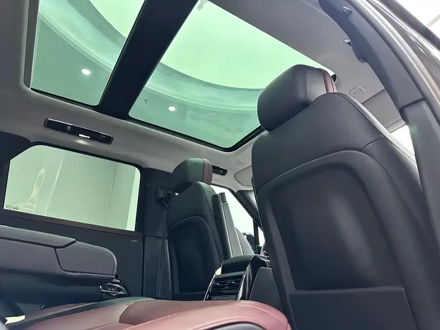 Land Rover Range Rover Sport Range Rover Sport 2023 400PS Dynamic SE 2023 — миниатюра 4
