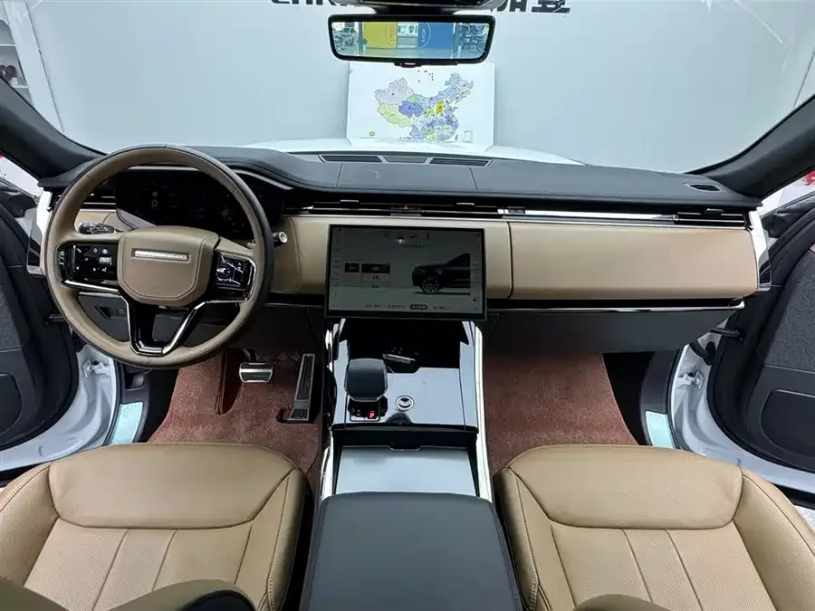 Land Rover Range Rover Sport Range Rover Sport 2024 400PS Dynamic SE 2024 — миниатюра 3