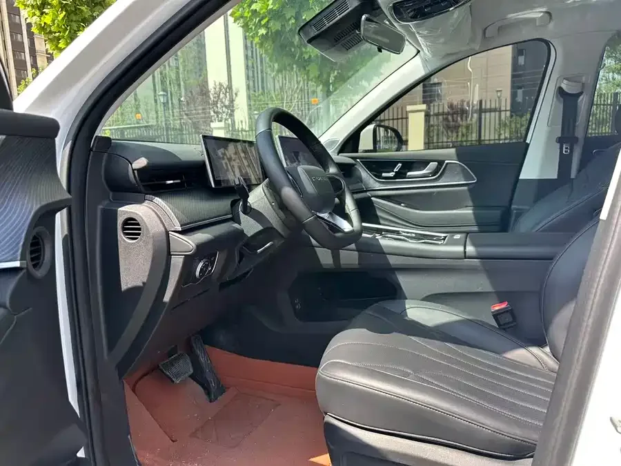 Chery Fengyun T9 Fengyun T9 2025 120mm Long Range Premium Edition 5-seater LiFePO4 2025 — миниатюра 4