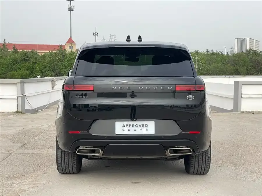 Land Rover Range Rover Sport Range Rover Sport 2024 400PS Classic Edition 2024 — миниатюра 5