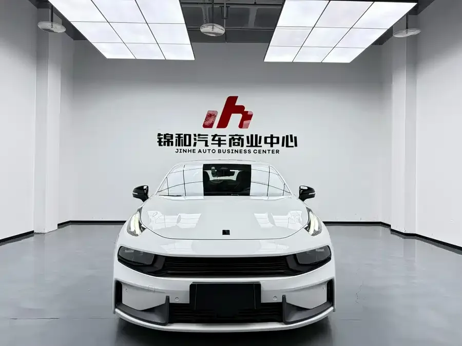 Lynk & Co 03 2022