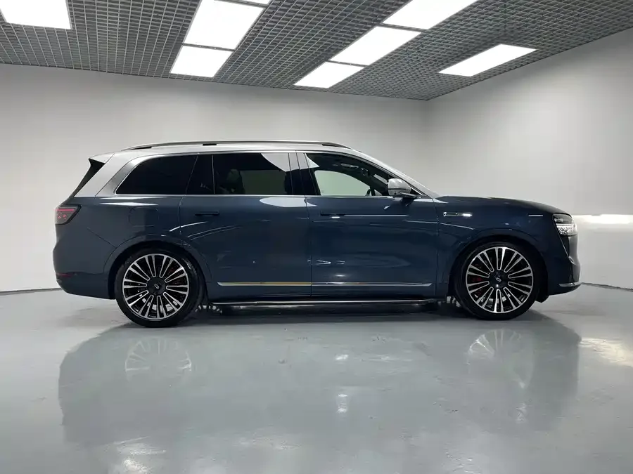AITO M9 M9 2024 Extended Range Ultra Edition 42kWh 6-seater Edition 2024 — миниатюра 2