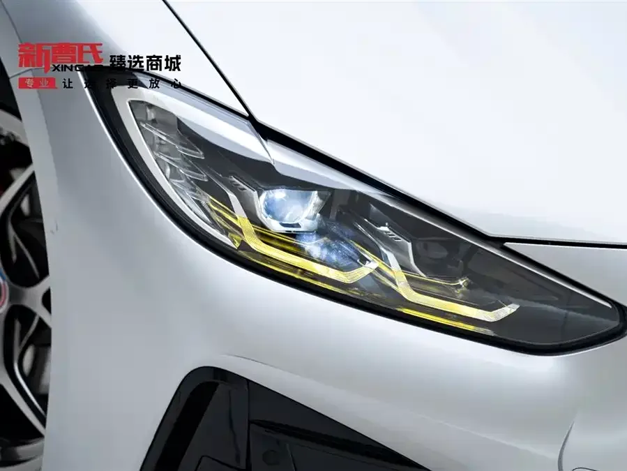 BMW 4 Series BMW 4 Series 2023 425i Convertible M Sport Package 2024 — миниатюра 2