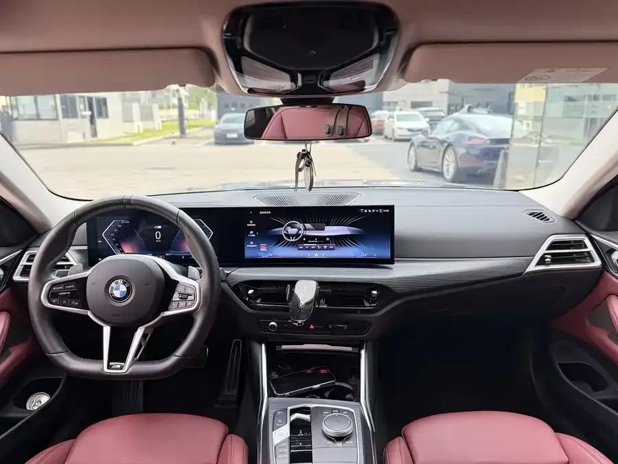 BMW 4 Series BMW 4 Series 2024 425i M Sport Package 2025 — миниатюра 3