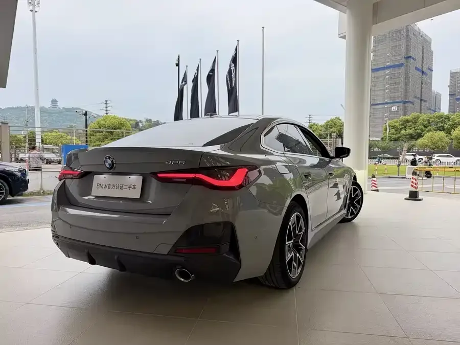 BMW 4 Series 2022 BMW 4 Series 425i Gran Coupe M Sport Package 2023 — миниатюра 2
