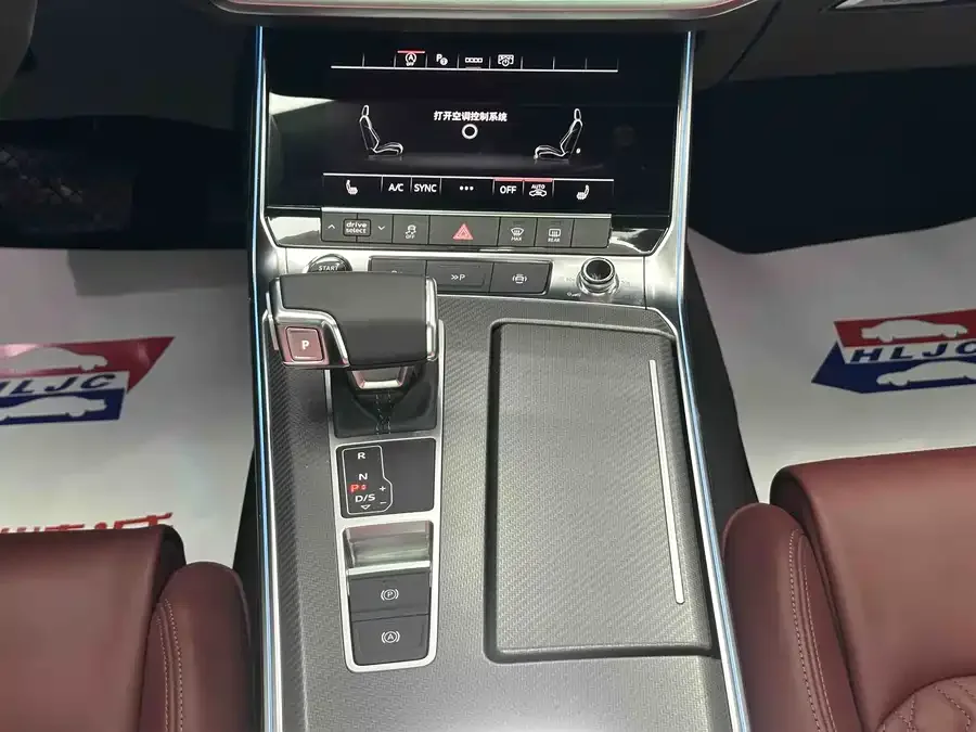 Audi A7L 2025 45 TFSI quattro Black Warrior Edition 2025 — миниатюра 5
