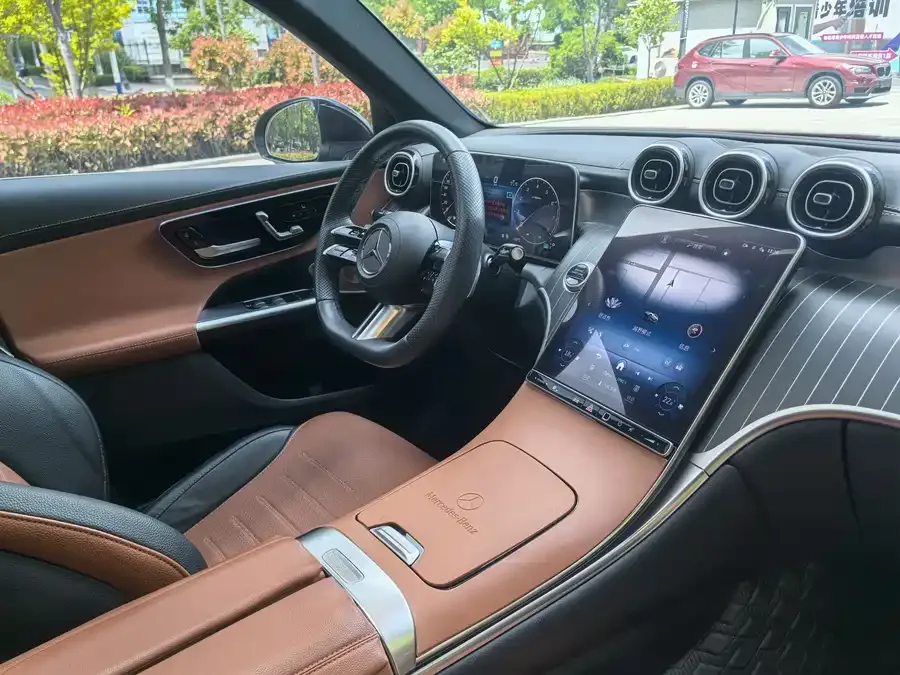 Mercedes-Benz GLC-Class Mercedes-Benz GLC 2024 GLC 300 L 4MATIC dynamic 5-seater 2023 — миниатюра 4