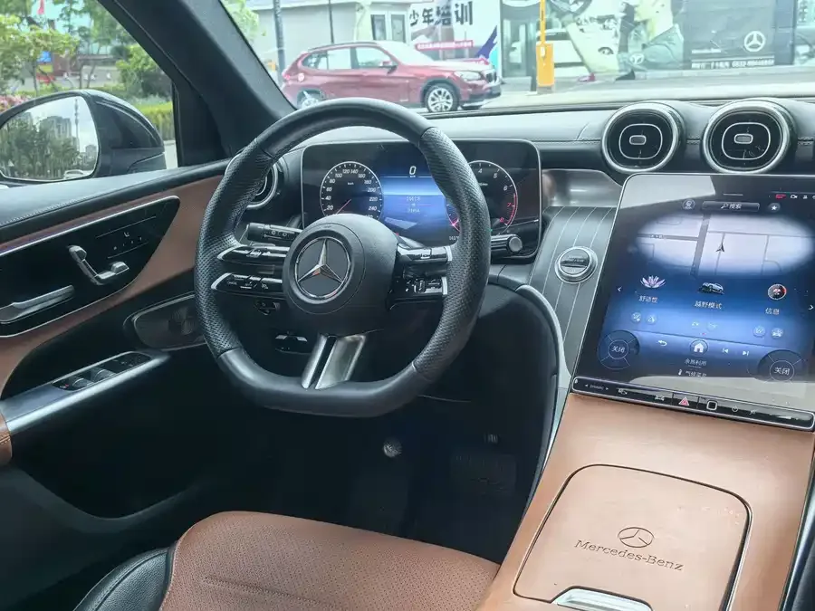 Mercedes-Benz GLC-Class Mercedes-Benz GLC 2024 GLC 300 L 4MATIC dynamic 5-seater 2023 — миниатюра 5