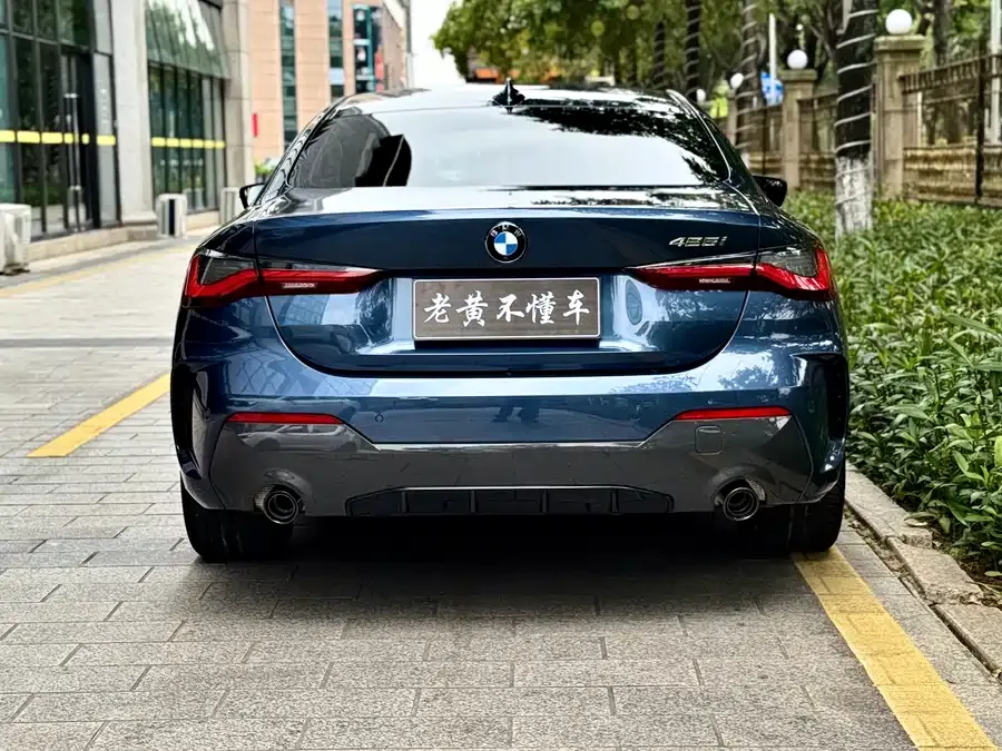 BMW 4 Series BMW 4 Series 2022 425i Fashionable M Sports Night Package 2022 — миниатюра 2