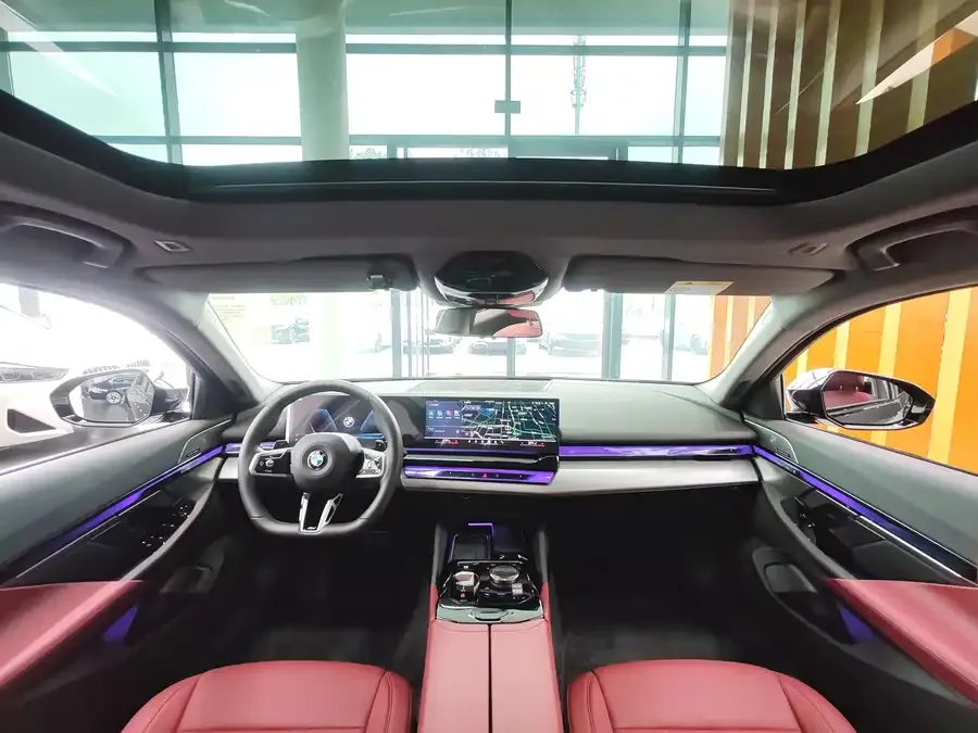 BMW 5 Series BMW 5 Series 2025 530Li Leading M Sport Package 2025 — миниатюра 4
