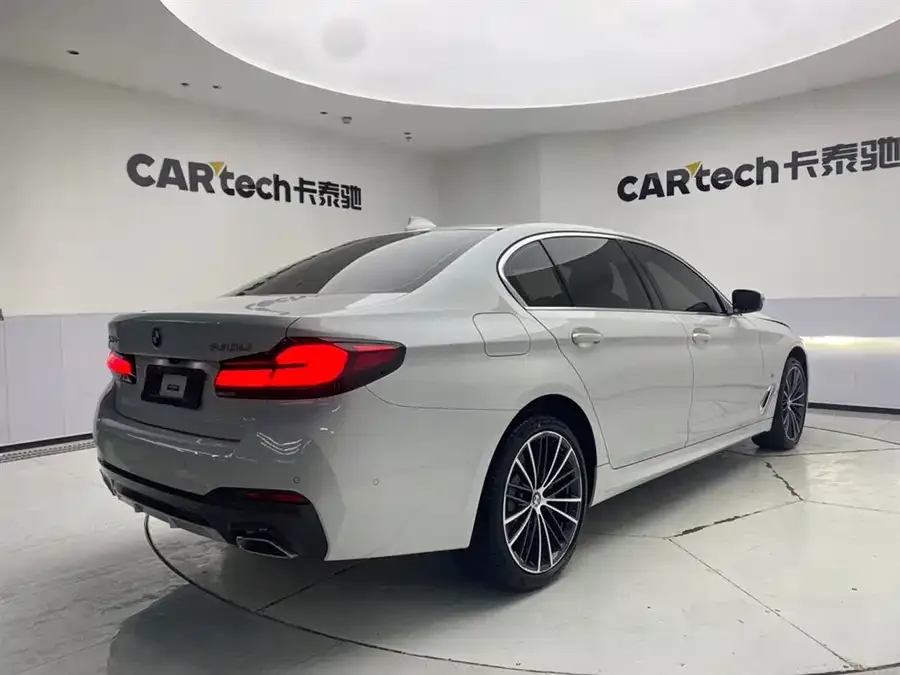 BMW 5 Series BMW 5 Series 2023 530Li Leading M Sport Package 2023 — миниатюра 2