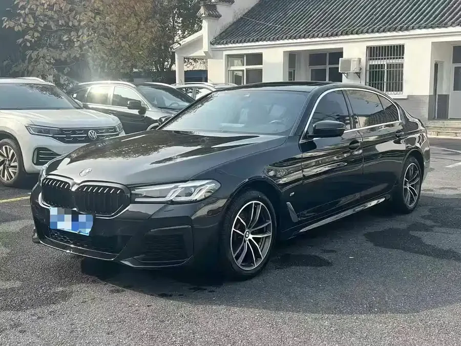 BMW 5 Series 2022
