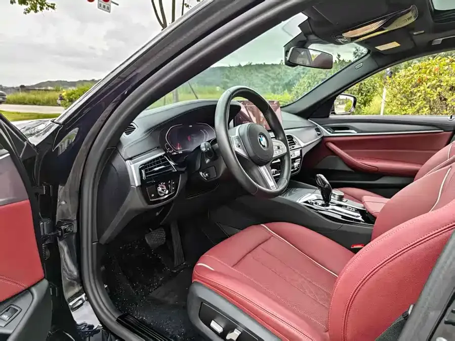 BMW 5 Series BMW 5 Series 2023 facelift 530Li Leading M Sport Package 2024 — миниатюра 3