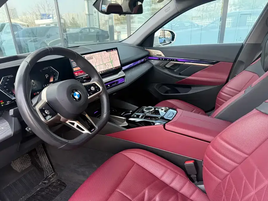 BMW 5 Series BMW 5 Series 2025 530Li Exclusive M Sport Package 2025 — миниатюра 4