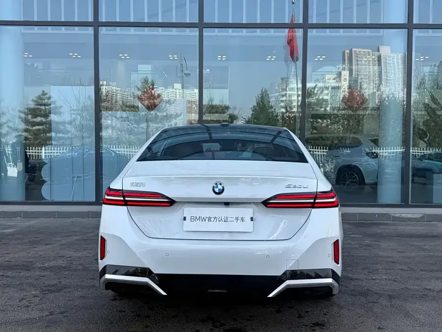 BMW 5 Series BMW 5 Series 2025 530Li Exclusive M Sport Package 2025 — миниатюра 5