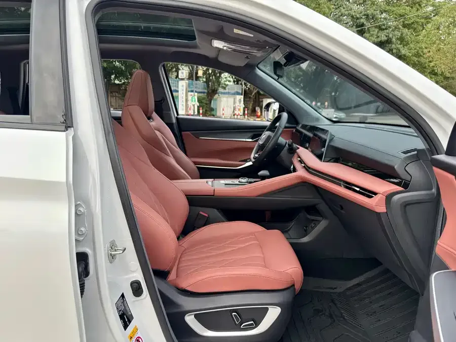 Changan CS75PLUS Changan CS75PLUS 2024 Third Generation Champion Edition 1.5T Smart Driving and Navigation Edition 2024 — миниатюра 5