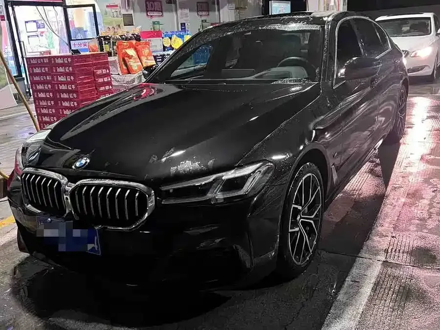 BMW 5 Series 2024