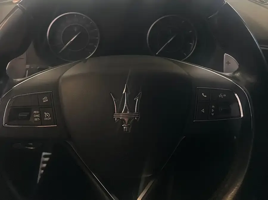 Maserati Levante Levante 2022 2.0T GT Edge Edition 2022 — миниатюра 2