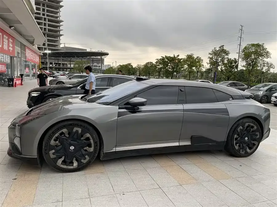 HiPhi Z HiPhi Z 2023 four-seater version 2023 — миниатюра 3