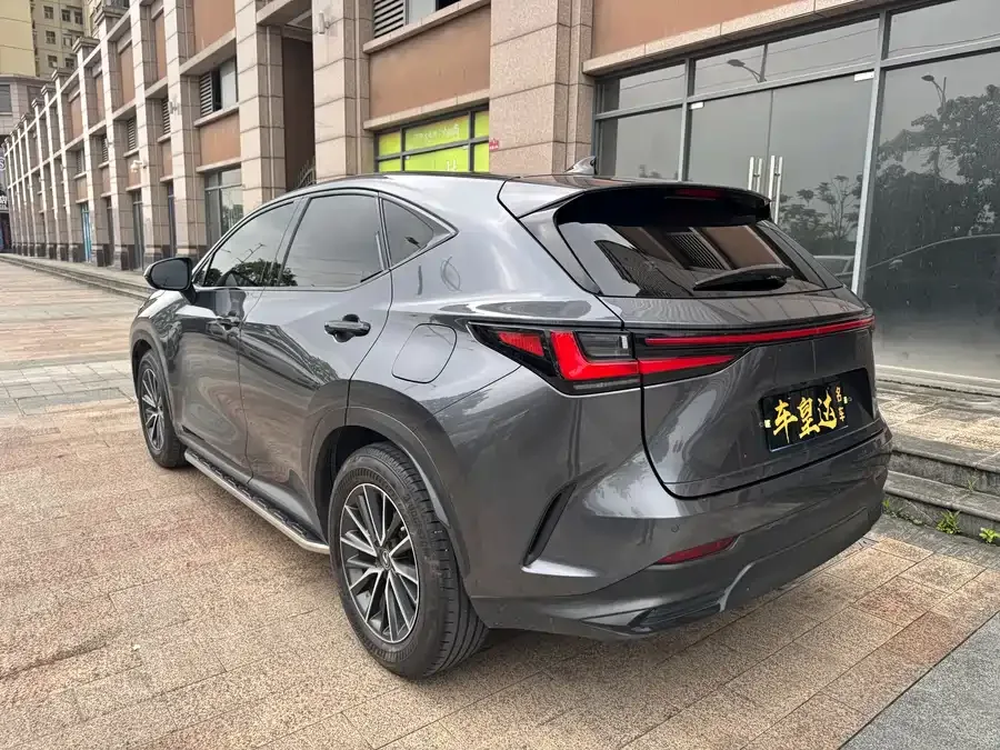 Lexus NX 2022 350h front-wheel drive Chuangyue Edition 2022 — миниатюра 4