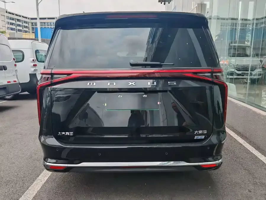 Maxus 9 Everyone's 9 2025 Super Hybrid Long Range Grassland Edition 7-seater 2025 — миниатюра 5