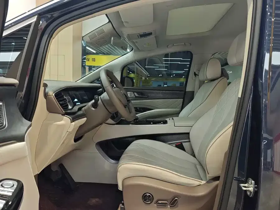BYD D9 DENZA D9 2022 DM-i 1040 Premium Edition 2023 — миниатюра 5