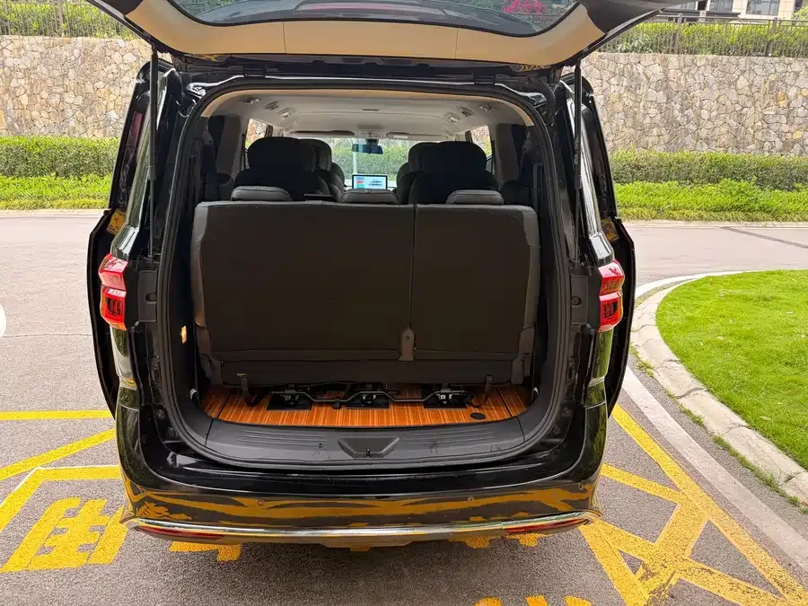 Maxus G20 2023 facelift ES 2.0T gasoline automatic value version 2023 — миниатюра 5
