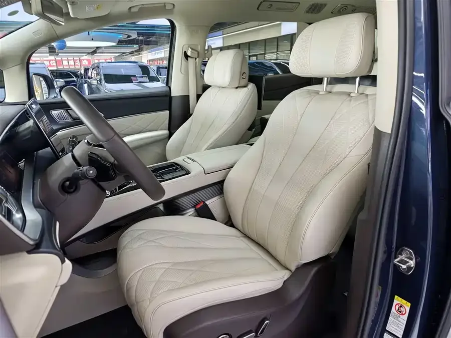 BYD D9 Denza D9 2025 DM-i Intelligent Driving Edition 1020 Four-Wheel Drive Flagship Model 2025 — миниатюра 2