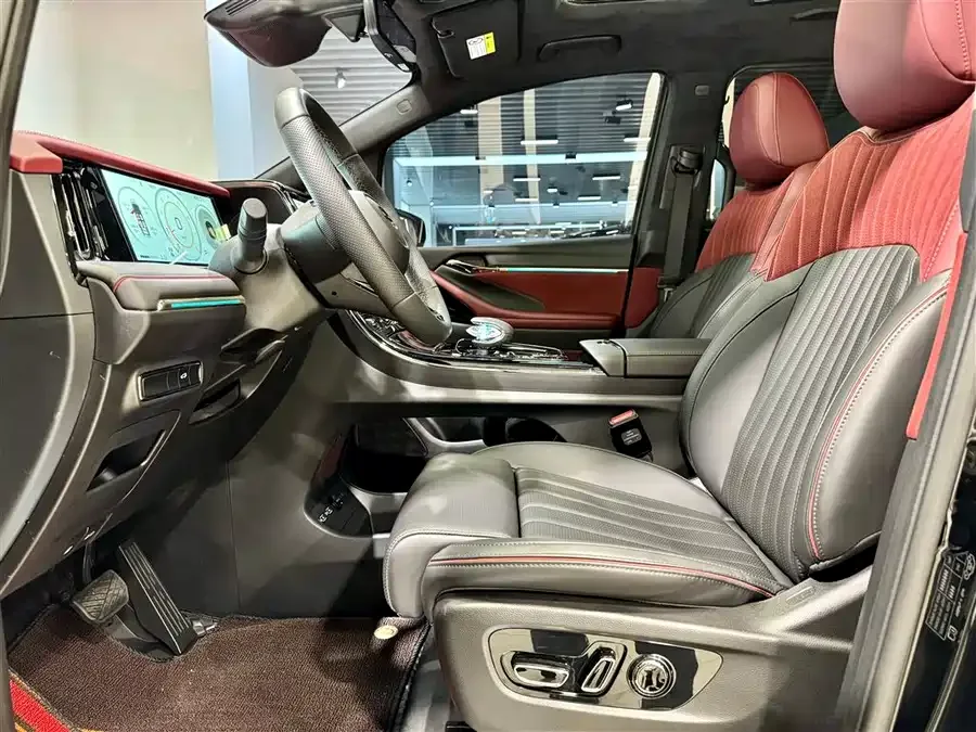 GAC Trumpchi M8 Trumpchi M8 2024 Grandmaster Series 400T Supreme Edition 2025 — миниатюра 5