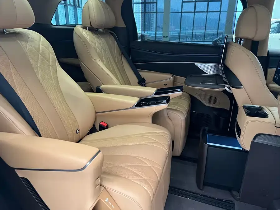 BYD D9 Denza D9 2025 DM-i Intelligent Driving Edition 1020 Four-Wheel Drive Flagship Model 2024 — миниатюра 3