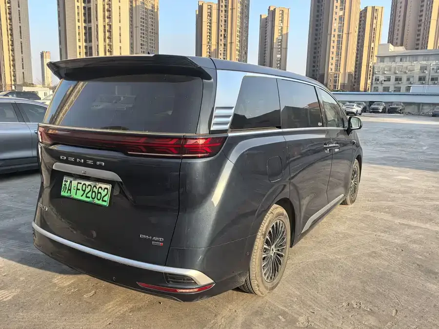 BYD D9 Denza D9 2025 DM-i Intelligent Driving Edition 1020 Four-Wheel Drive Flagship Model 2025 — миниатюра 3
