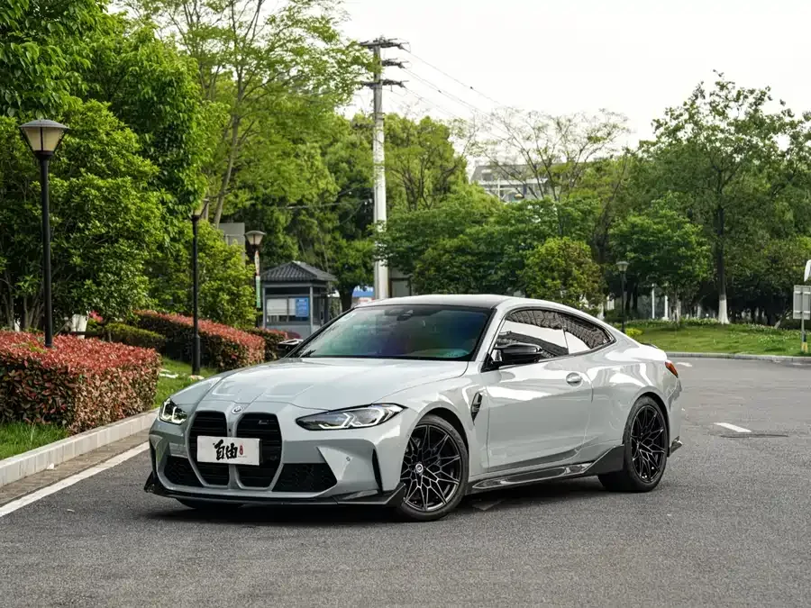 BMW M4 2023