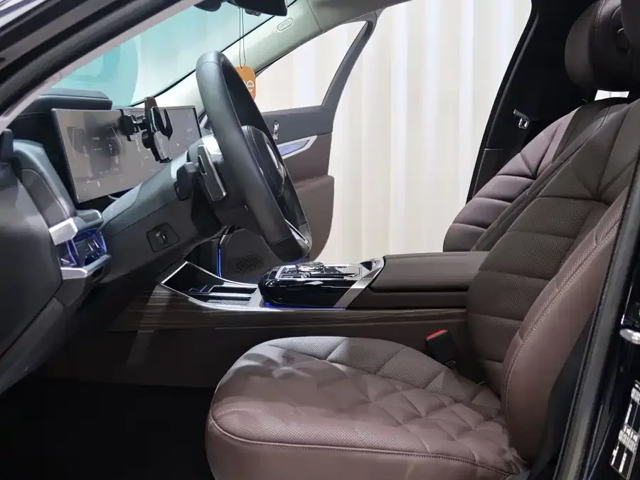BMW 7 Series BMW 7 Series 2023 735Li M Sport Package 2023 — миниатюра 4