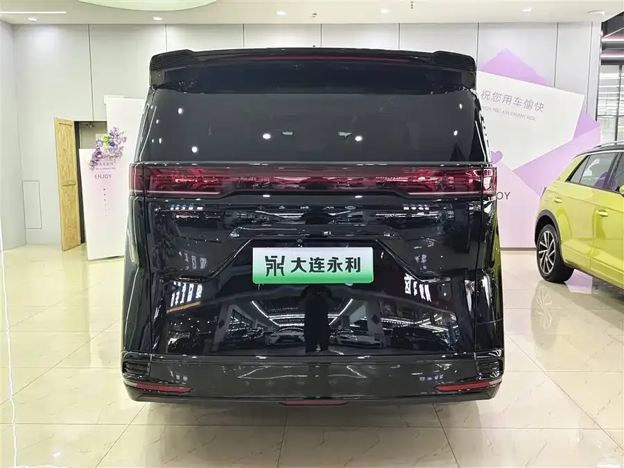 BYD D9 BYD D9 2022 DM-i 970 4WD Flagship Model 2023 — миниатюра 2