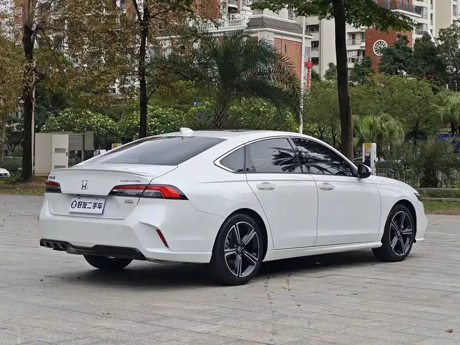 Honda Inspire Insignia 2025 260TURBO Fine Edition 2025 — миниатюра 2