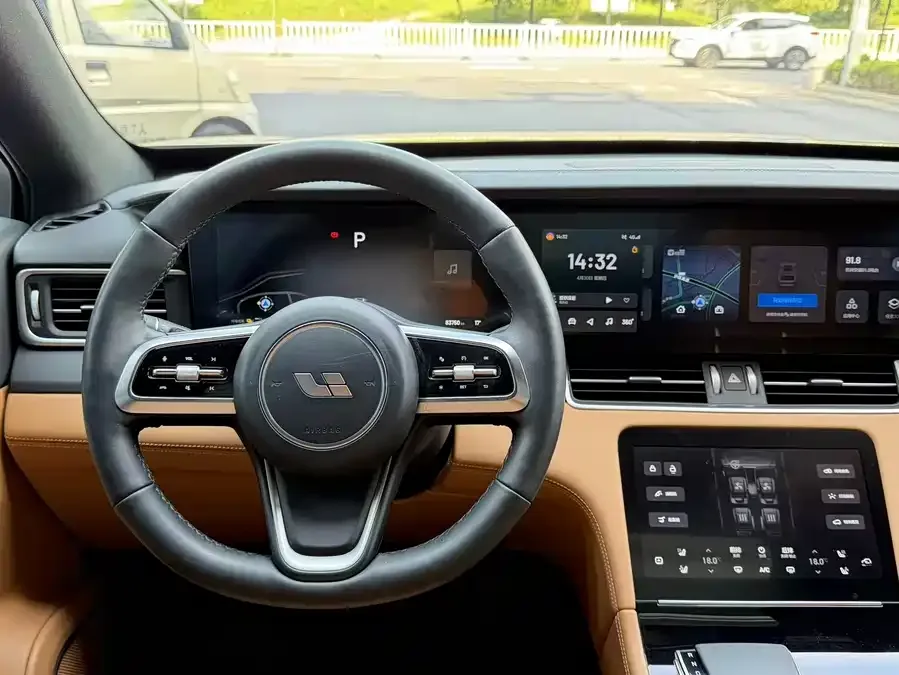 Li Xiang One Ideal ONE 2021 extended range 6-seater version 2022 — миниатюра 5