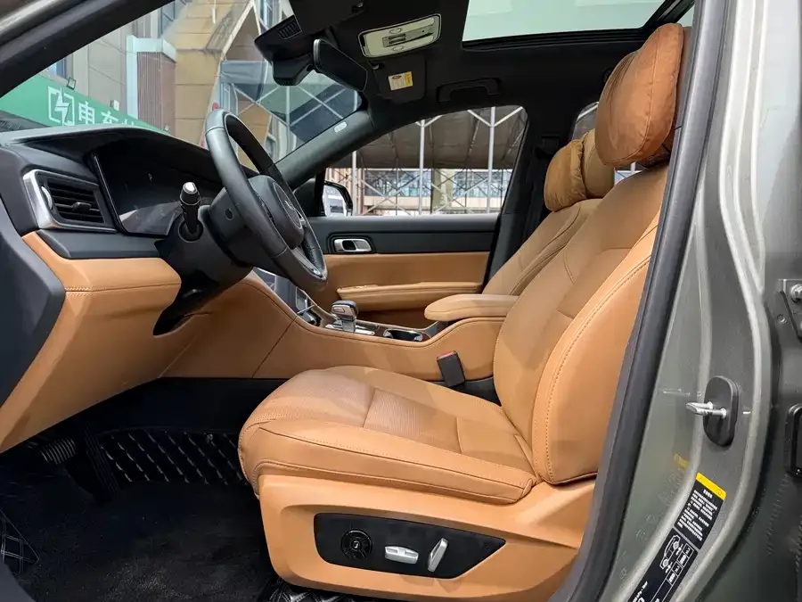 Li Xiang One Ideal ONE 2021 extended range 6-seater version 2023 — миниатюра 2