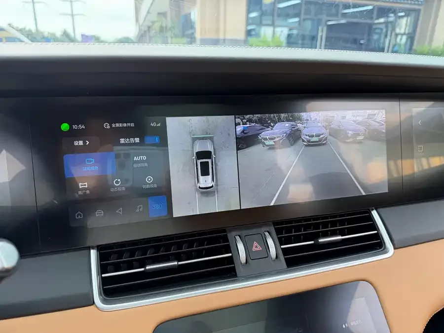 Li Xiang One Ideal ONE 2021 extended range 6-seater version 2023 — миниатюра 4