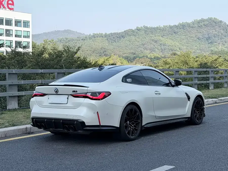 BMW M4 2022 M4 Coupe Thunder Edition 2023 — миниатюра 2