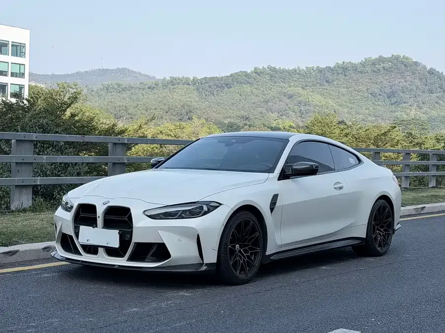 BMW M4 2023
