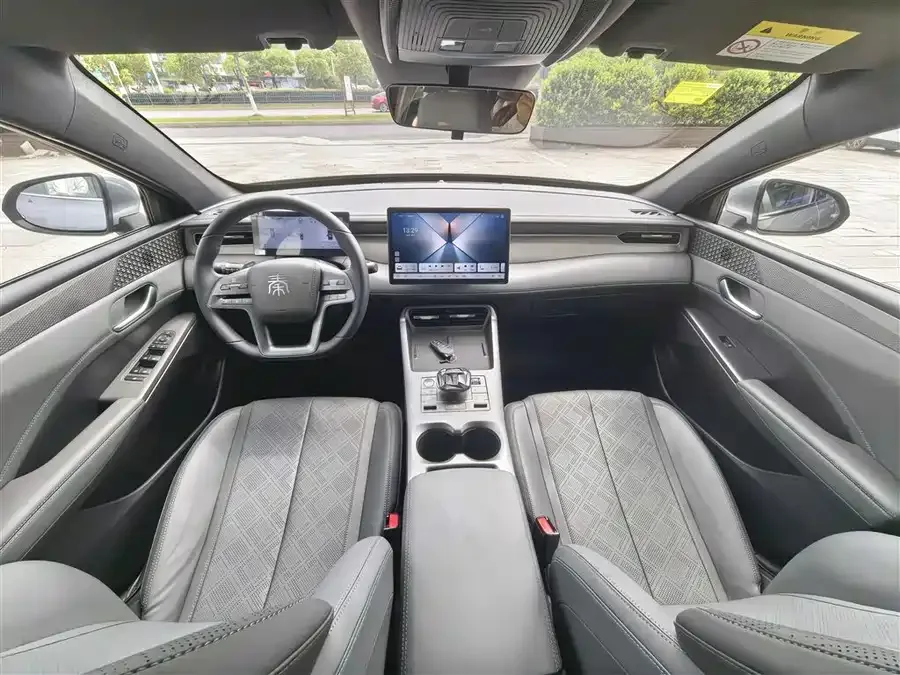 BYD Qin Plus Qin PLUS 2025 DM-i Intelligent Driving Edition 55KM Beyond Edition 2025 — миниатюра 5