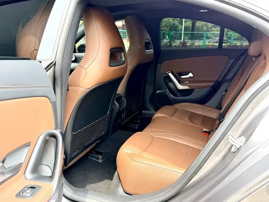 Mercedes-Benz CLA-Class 2022 Mercedes-Benz CLA (Imported) CLA 260 4MATIC 2022 — миниатюра 3