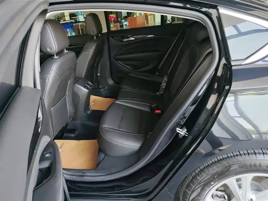 Buick Regal Regal 2024 facelift 25T Super Edition 2025 — миниатюра 5