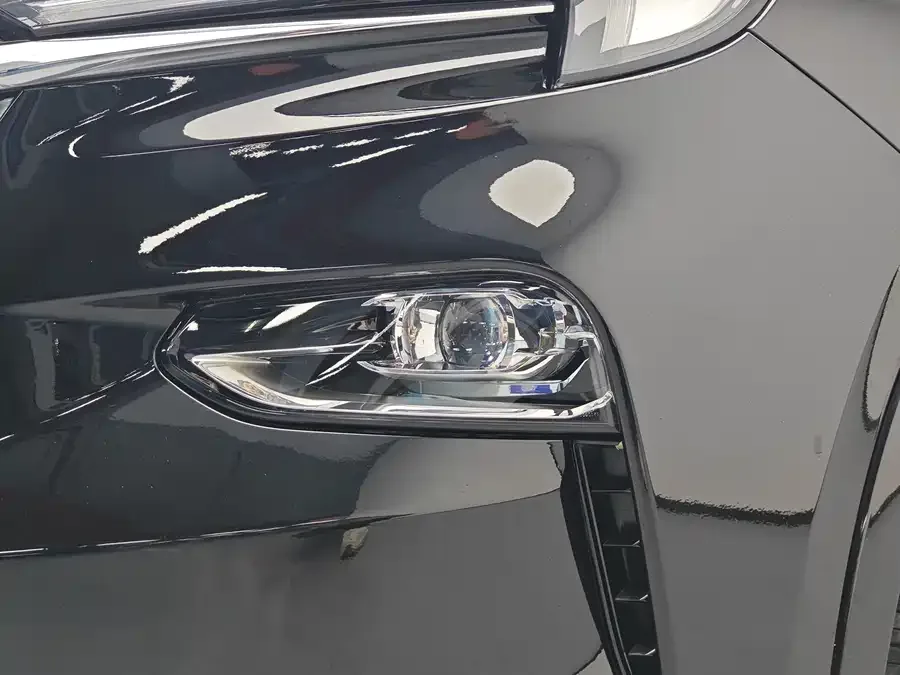 Buick Envision 2022 Angkeqi 652T 4WD Premium 7-seater 2023 — миниатюра 3