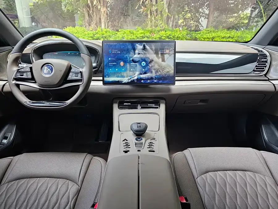 BYD Second-hand Han 2023 DM-i Champion Edition 121KM Prestige Edition 2024 — миниатюра 5
